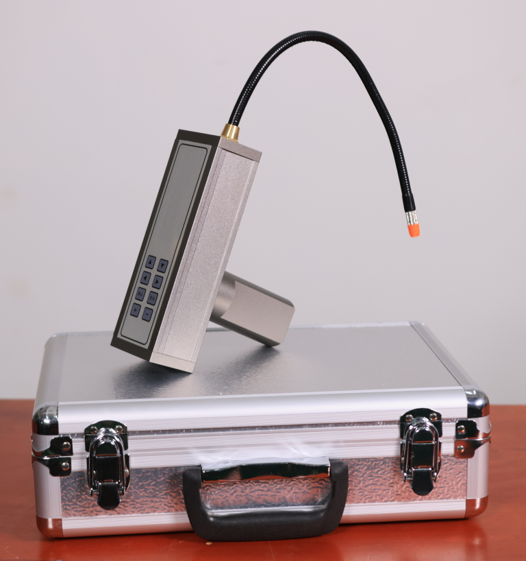 SF6检漏仪的特点和技术参数(图1) SF6检漏仪的特点和技术参数(图1)